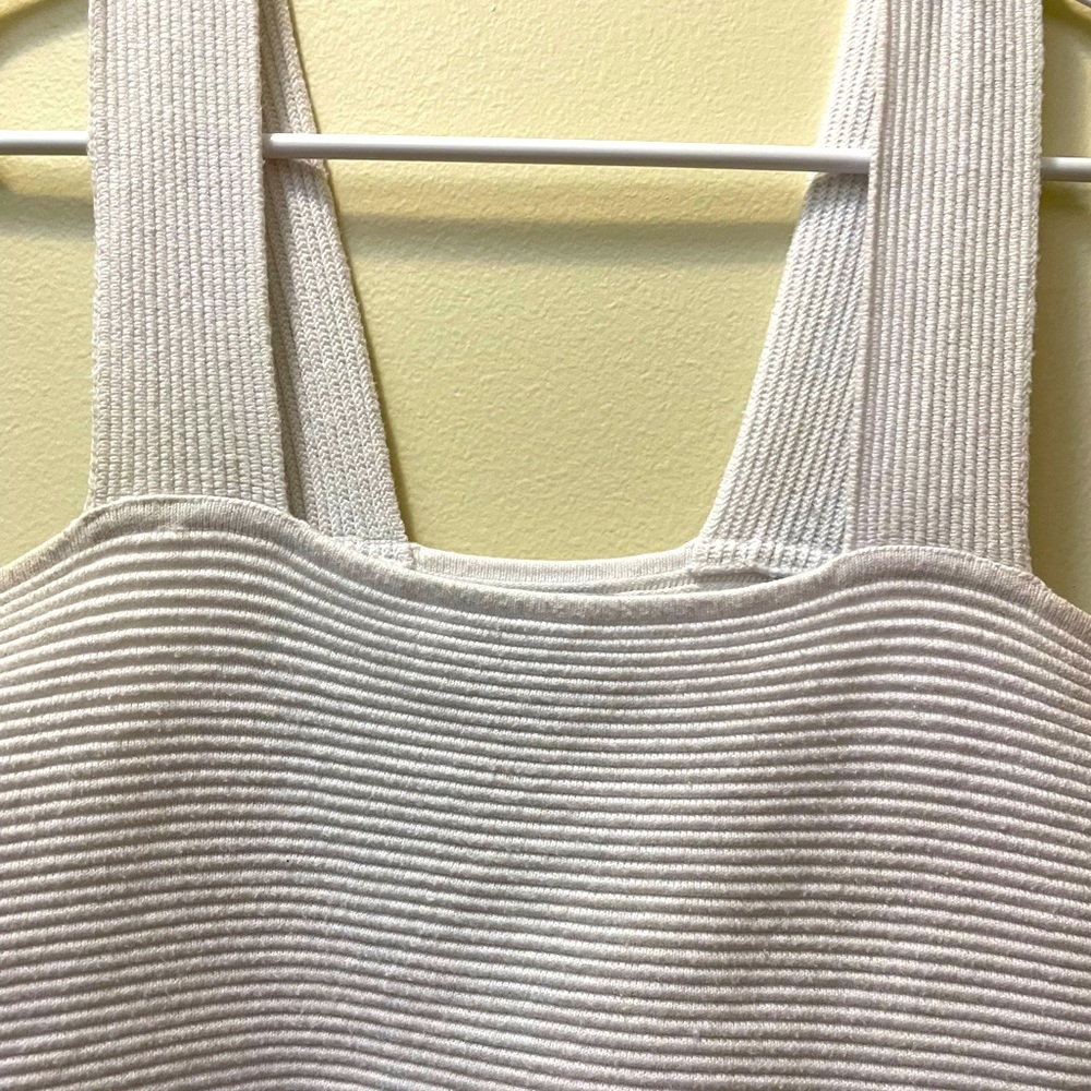Hollister Knit Crop Top - Picture 2 of 5